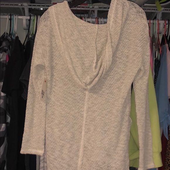billabong sweater - Picture 4 of 6